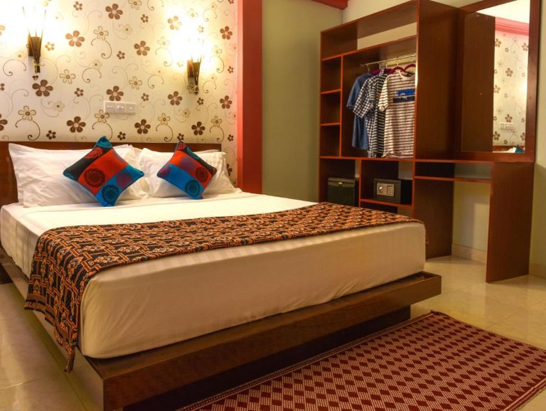 Deluxe Double Room with Sea Side View